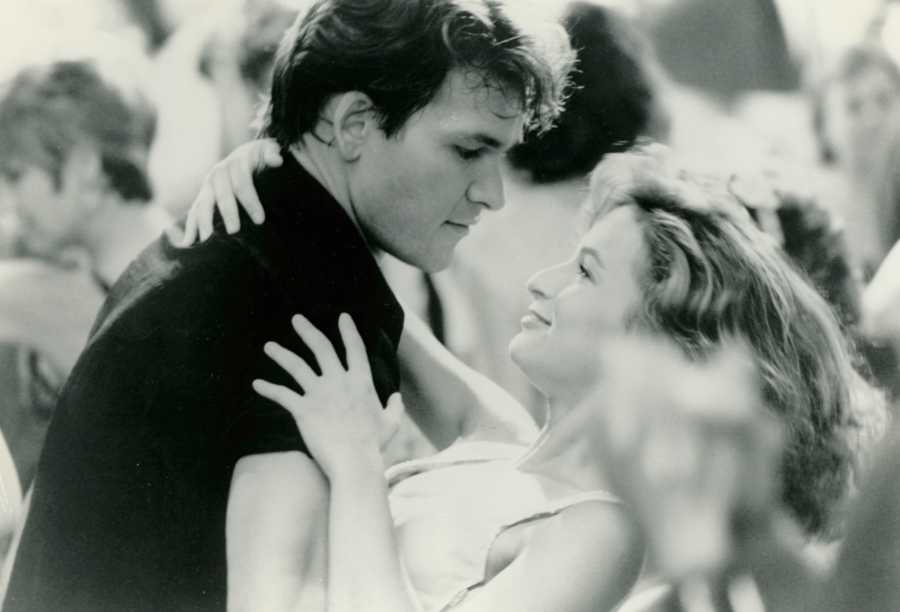 011-dirty-dancing-theredlist.jpg.d3253a7f6bbae2f6131576c259135e4b.jpg